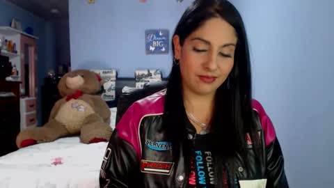 Snapshot of sahotlove1 chatting on May 2026 04:05:02 PM Karina online show from May 2026 04:05:02 PM