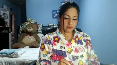 Snapshot of sahotlove1 chatting on July 2026 11:51:02 PM Karina online show from July 2026 11:51:02 PM