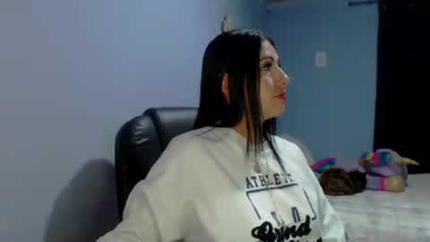 Snapshot of sahotlove1 chatting on July 2026 01:37:01 AM Karina online show from July 2026 01:37:01 AM
