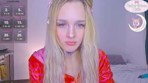 Sofia online show from April 2026 09:15:01 PM