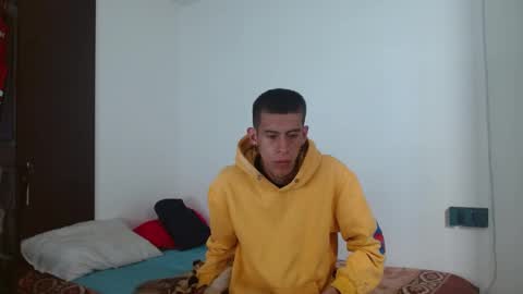 Snapshot of saint_boyy chatting on December 2024 12:25:02 PM saint boy online show from December 2024 12:25:02 PM