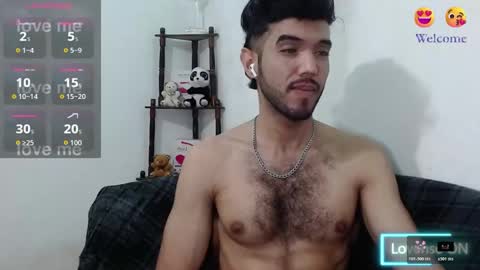 Saint Castle online show from October 2025 09:48:01 PM