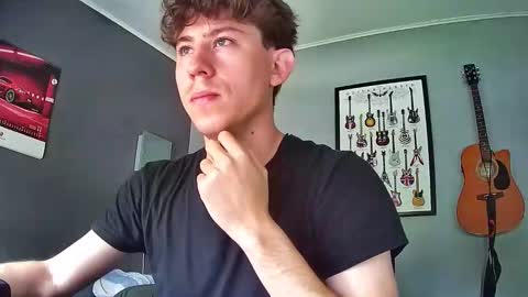 saint_nott online show from November 2025 01:28:02 PM