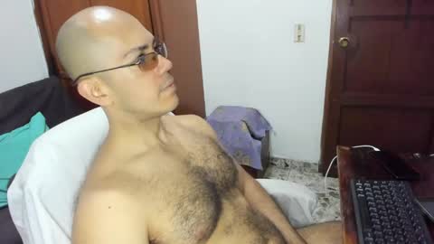 saintedy01 online show from April 2026 12:28:02 PM