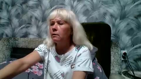 sakura_blonde online show from October 2025 06:37:01 PM