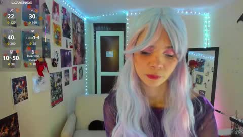 sakura_of online show from October 2025 11:09:01 AM