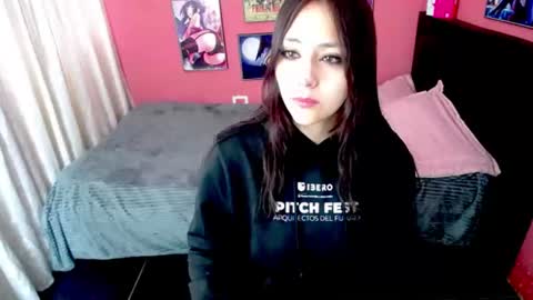 sakuraamimi online show from June 2026 11:44:01 AM