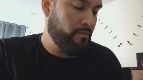 sal cumplaciente online show from October 2025 05:45:02 PM