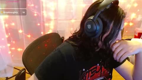 salacious_bunny online show from November 2025 06:01:01 PM