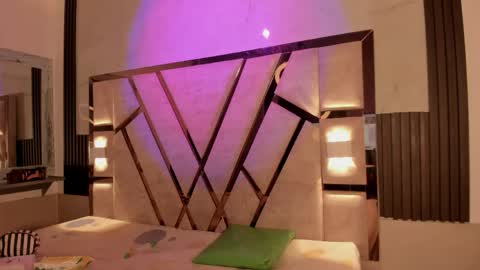 salem_rosee online show from June 2026 01:43:02 AM