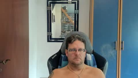 Snapshot of salichris chatting on July 2026 08:10:02 AM salichris online show from July 2026 08:10:02 AM