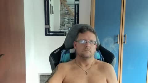 Snapshot of salichris chatting on August 2026 03:55:01 PM salichris online show from August 2026 03:55:01 PM