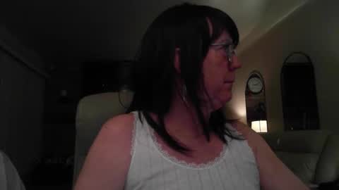 sally______ online show from May 2026 01:44:02 AM