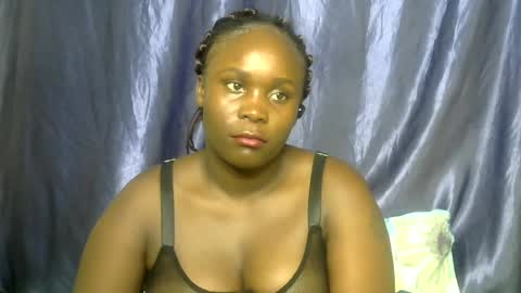 Snapshot of sally_bee1 chatting on July 2026 06:33:02 AM sally_bee1 online show from July 2026 06:33:02 AM