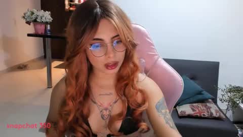 Snapshot of sallymaddoxx chatting on December 2024 02:53:01 AM sallymaddoxx online show from December 2024 02:53:01 AM