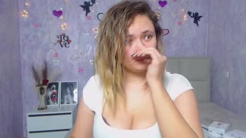 Sally online show from February 2025 02:06:02 AM