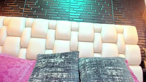 salome online show from February 2025 07:10:02 PM