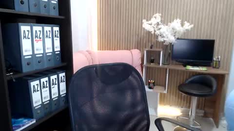 Salome online show from April 2026 10:23:02 PM