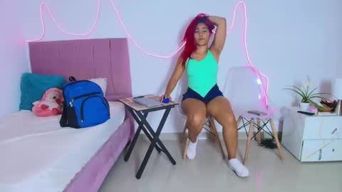 Snapshot of salome_horny3 chatting on April 2026 06:43:02 PM salome_horny3 online show from April 2026 06:43:02 PM