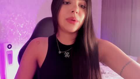 Snapshot of salomee_11 chatting on February 2025 02:06:02 AM salo online show from February 2025 02:06:02 AM