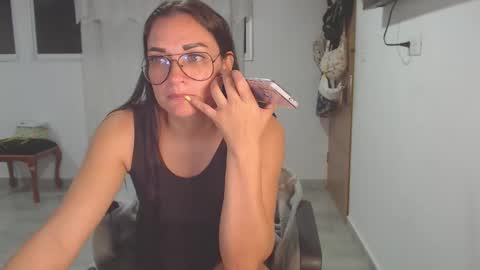 Snapshot of salomesaints chatting on March 2026 01:44:01 AM salome online show from March 2026 01:44:01 AM