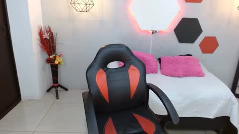 martina online show from February 2025 03:28:01 AM