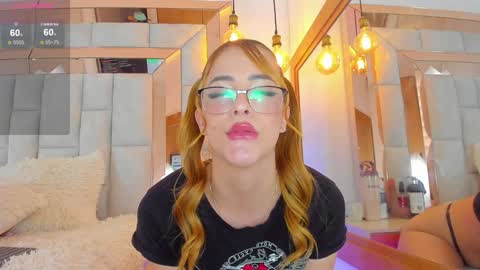 Snapshot of salomethompson1_ chatting on January 2025 06:56:02 PM Salom online show from January 2025 06:56:02 PM