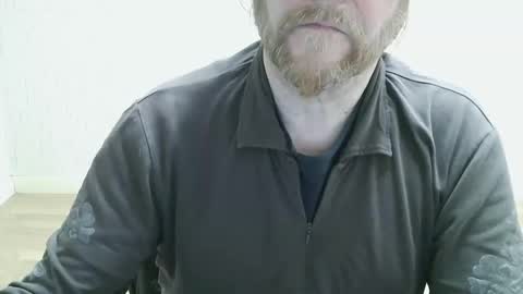 Snapshot of saltimbanquier chatting on February 2026 09:38:02 PM Saltimbanquier Salt ou Banquier online show from February 2026 09:38:02 PM