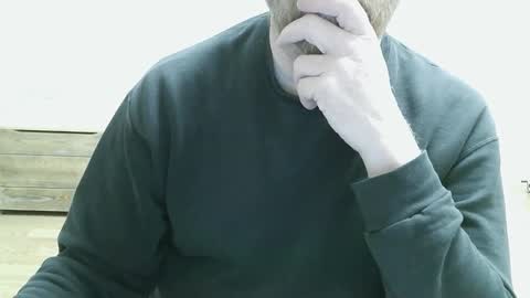 Snapshot of saltimbanquier chatting on March 2026 07:52:01 PM Saltimbanquier Salt ou Banquier online show from March 2026 07:52:01 PM