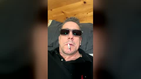 saltydoggy43931 online show from March 2026 03:07:02 PM