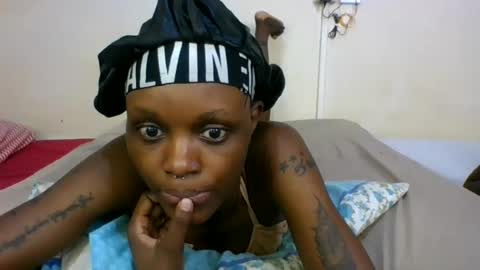 Snapshot of saltysugar20 chatting on June 2026 03:53:01 AM Sugarbabe online show from June 2026 03:53:01 AM