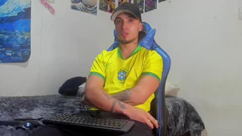   online show from October 2025 01:08:02 AM