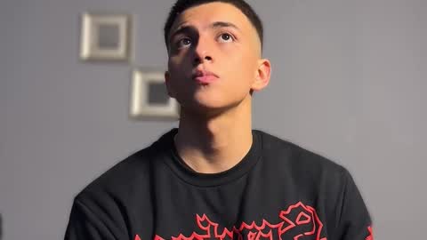 Salvatore online show from March 2026 03:01:01 AM