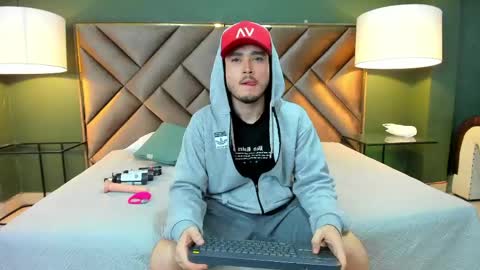  Salvatore online show from April 2026 01:30:01 AM