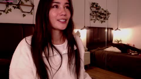 Stefana    or    Samchispas online show from December 2024 10:58:01 PM