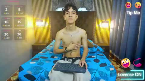Snapshot of sam__cute chatting on June 2026 12:33:02 PM sam__cute online show from June 2026 12:33:02 PM
