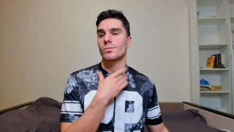 BACK IN 2 WEEKS online show from January 2025 04:19:01 AM