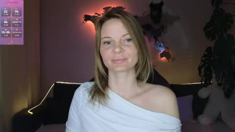 Snapshot of sam_klaus chatting on June 2026 07:08:02 PM sam_klaus online show from June 2026 07:08:02 PM