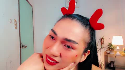 Snapshot of sam_mitinair chatting on December 2024 09:09:01 AM sam online show from December 2024 09:09:01 AM