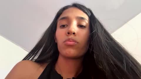 Samantha Roberts online show from February 2026 08:32:02 PM