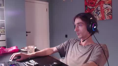 sam_skywalker online show from August 2026 10:41:02 PM