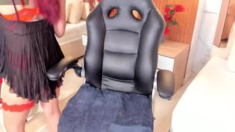 samantha   online show from December 2025 08:38:02 PM