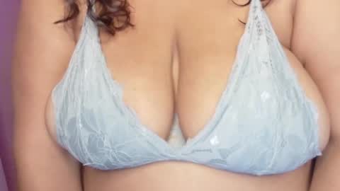 Snapshot of samantha_cold chatting on November 2025 12:30:01 PM samantha_cold online show from November 2025 12:30:01 PM