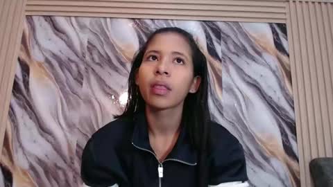 lizzy online show from April 2026 03:31:02 PM