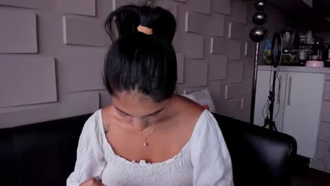 Samantha online show from February 2025 10:18:01 PM