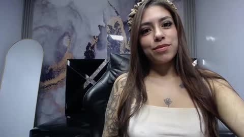 Snapshot of samantha_marin_v chatting on November 2025 12:19:02 PM Hi Stream 800am to 200pm online show from November 2025 12:19:02 PM