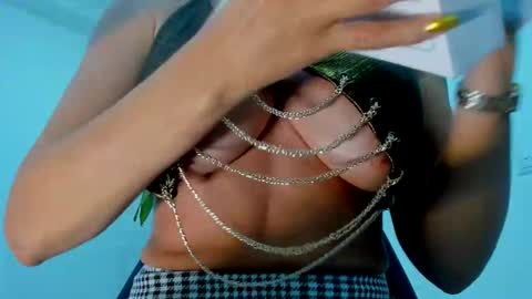 samantha_milfs online show from October 2025 11:11:02 AM