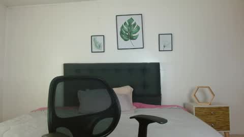 Snapshot of samanthachop chatting on May 2026 01:30:02 PM samanthachop online show from May 2026 01:30:02 PM