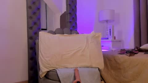 Samantha online show from February 2025 10:47:02 PM