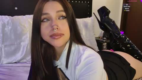 IGSamanthaGrant 10 online show from May 2026 08:15:01 PM